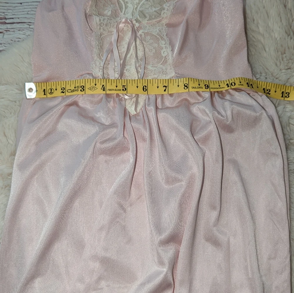 Vintage Olga Light Pink Peignoir Nightgown Small Lace Ribbon Nylon Spandex - Picture 9 of 12
